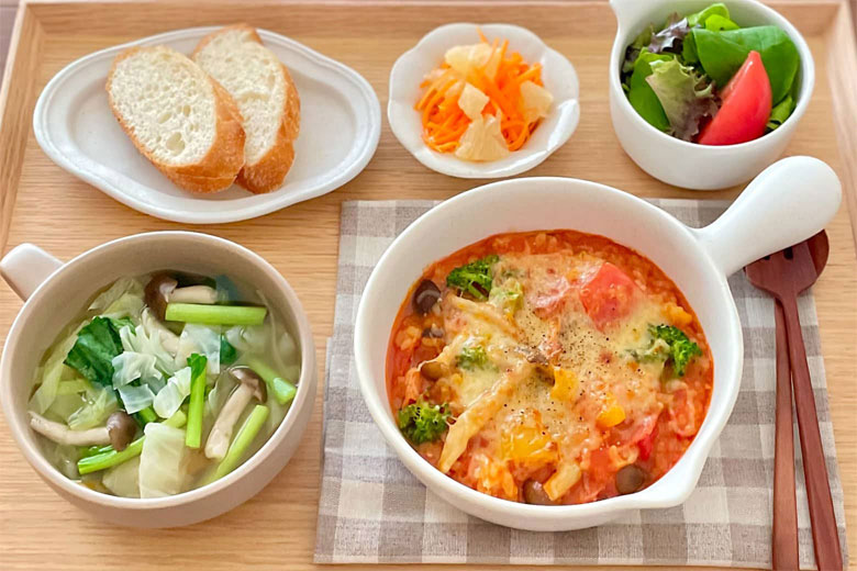 「ごろごろ野菜と玄米のトマトリゾット」献立画像
